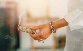 Mijn artikel in de Paravisie; Van new age naar Jezus.